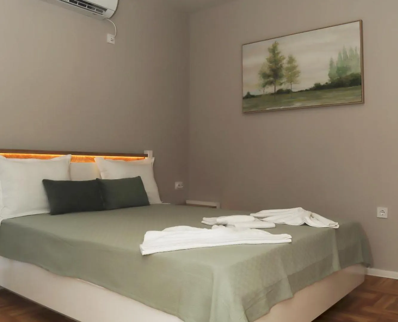 Studios Near To Burgas Free University 0*,